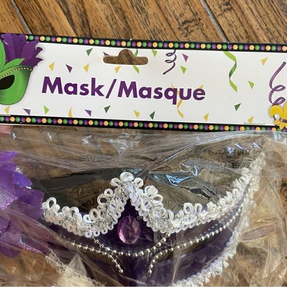 Set of 3 Adult Fancy Dress/ Mardi Gras Masques - Picture 4 of 8